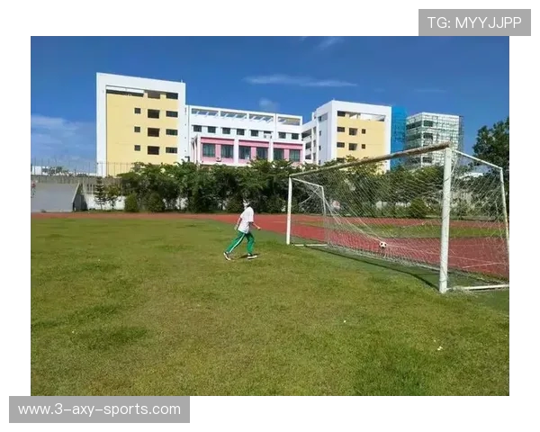 杭州足球队与西安足球队耐力较量赛后分析与反思