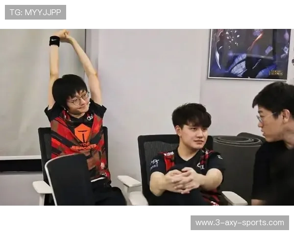 英雄联盟战术解析:TES边路渗透策略与执行的深度剖析